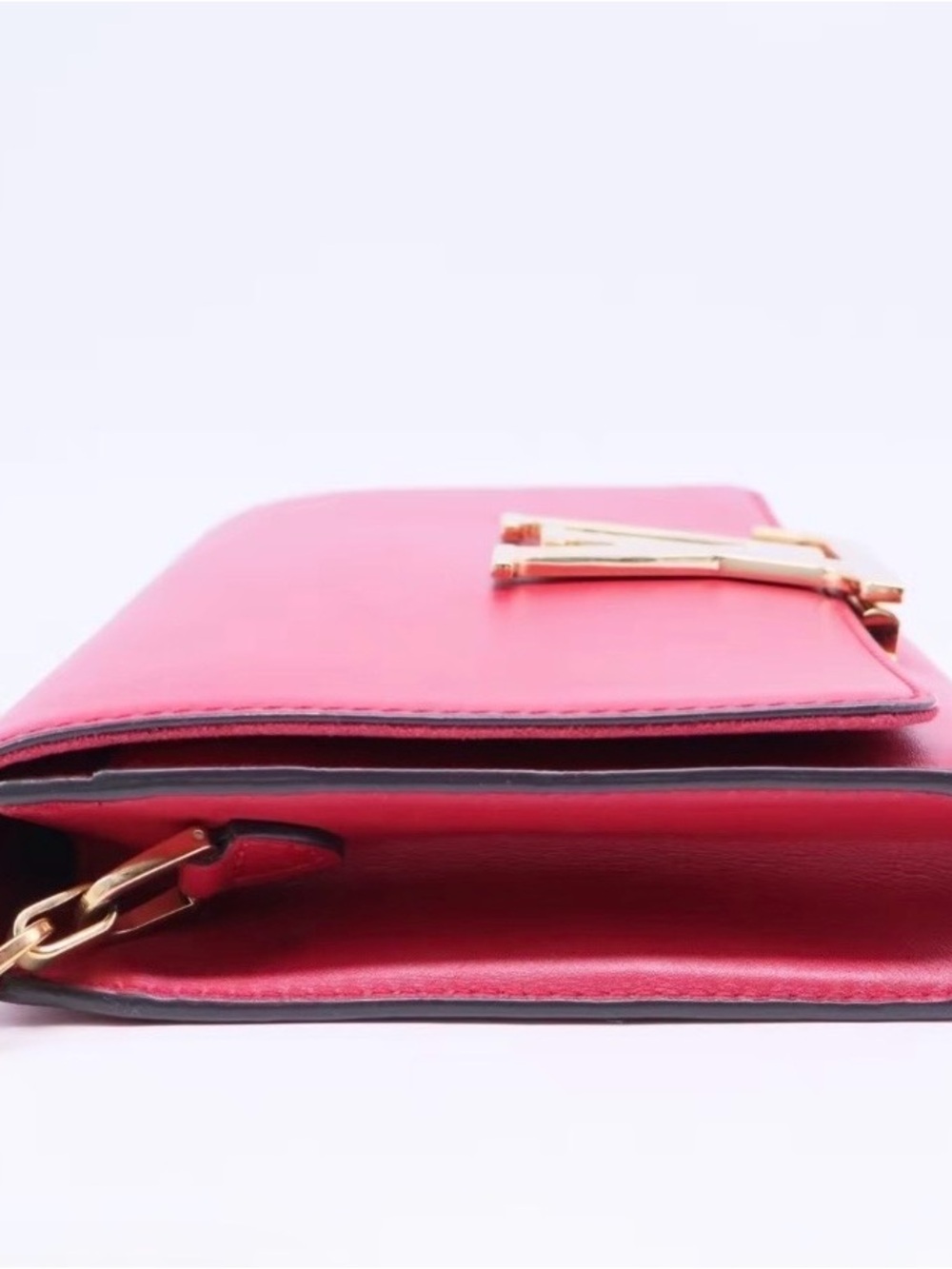 Louis Vuitton Hot Pink Leather Clutch with Gold LV Logo - Picture 4 of 10